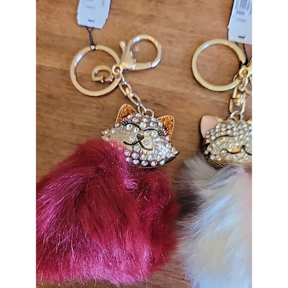 Guess Fuzzy Key Ring Lot Of 2 Cat Kitty Pink - Picture 3 of 8